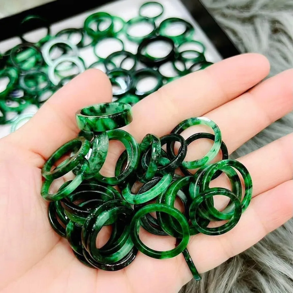 Nhẫn Ngọc Cẩm Thạch Sơn Thuỷ Thiên Nhiên Tuyp B - Thắng Giang