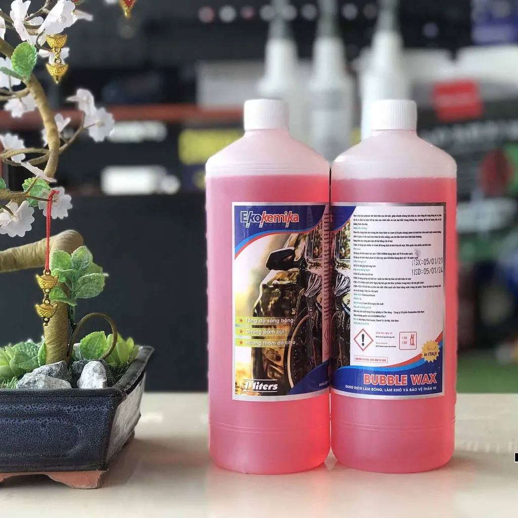 Alternative view of Dung Dịch Làm Bóng, Làm Khô Và Bảo Vệ Thân Xe Bubble Wax 1l - Ekokemika