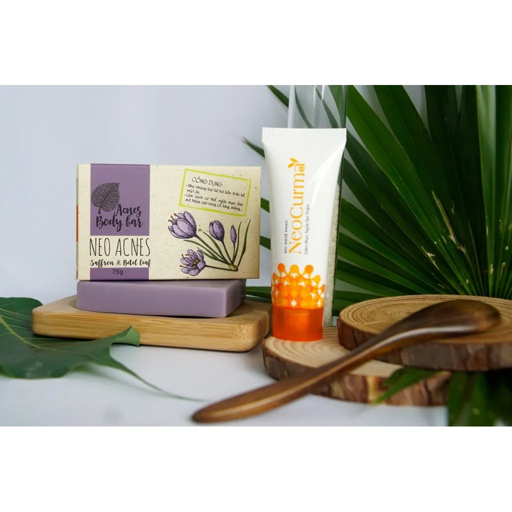 Alternative view of Bộ Đôi Giảm Mụn Mờ Thâm Lưng, Body - Xà Phòng Saffron 75g Và Gel Nghệ Nano Neocurma 20g - Neo Acnes