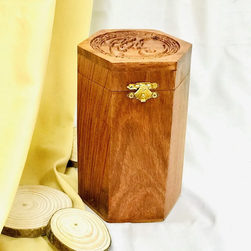 Alternative view of Hộp Đựng Trà Gỗ Hương 150g - Sương Mai