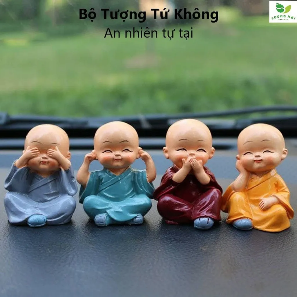 Alternative view of Bộ Tượng Tứ Không - Sương Mai