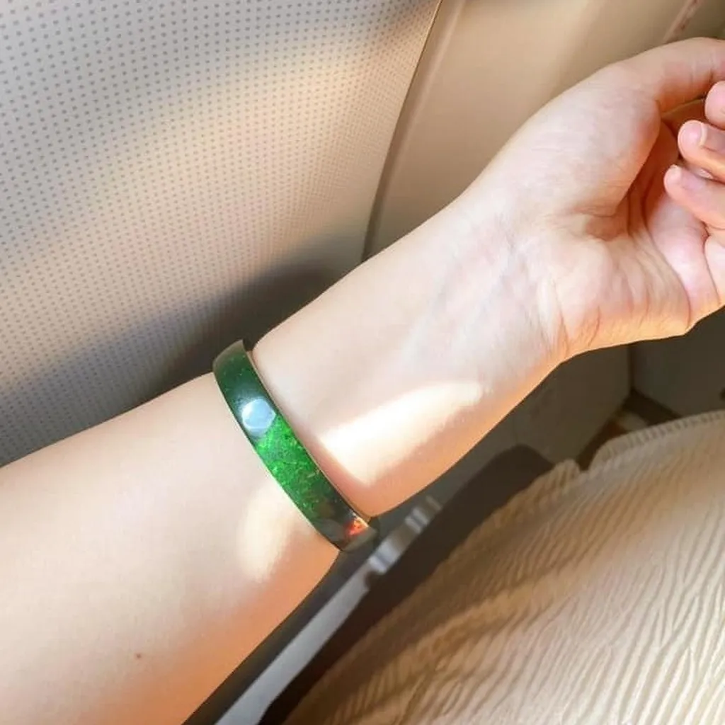 Vòng Tay Ngọc Cẩm Thạch Sơn Thủy Thiên Nhiên Tuýp C Màu Xanh Đen - Thắng Giang