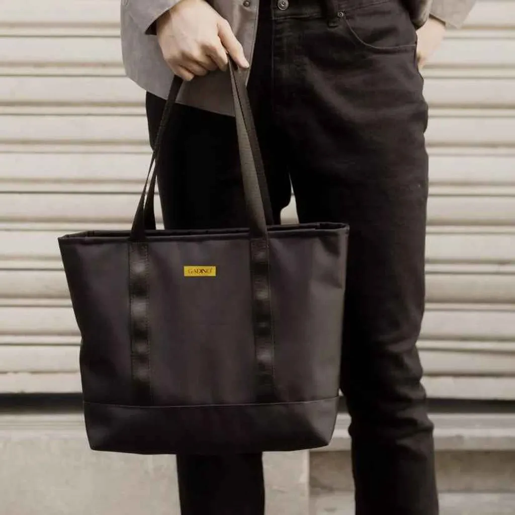 Alternative view of Túi Xách Tote 2 Quai Nam Nữ Chống Nước Cao Cấp - Praza