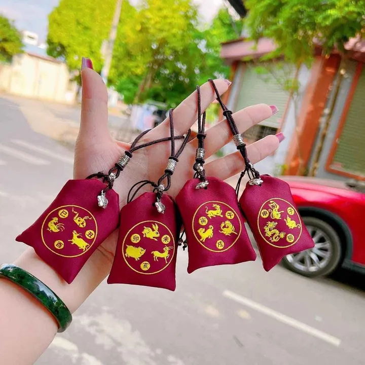 Alternative view of Túi Giải Hạn Tam Tai Đã Trì Trú - Thắng Giang