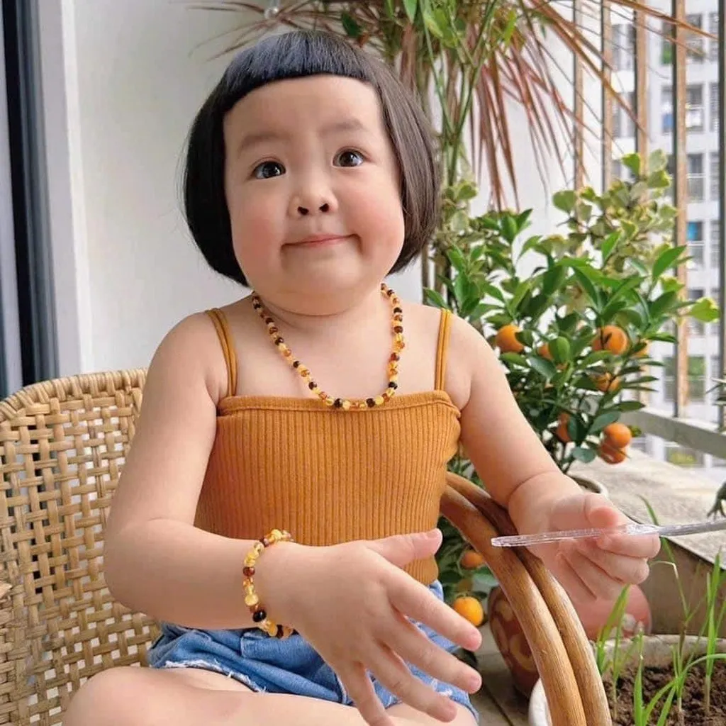 Bộ Trang Sức Hổ Phách Thiên Nhiên Dành Cho Bé - Thắng Giang