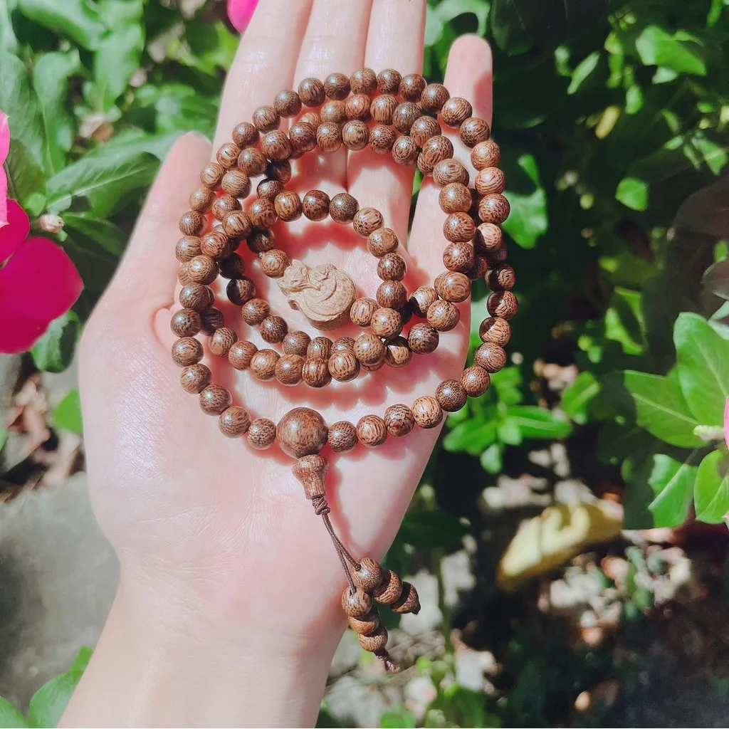 Vòng Tay Trầm Hương Tốc Mix Hồ Ly Ôm Hoa 6 Ly - Thắng Giang
