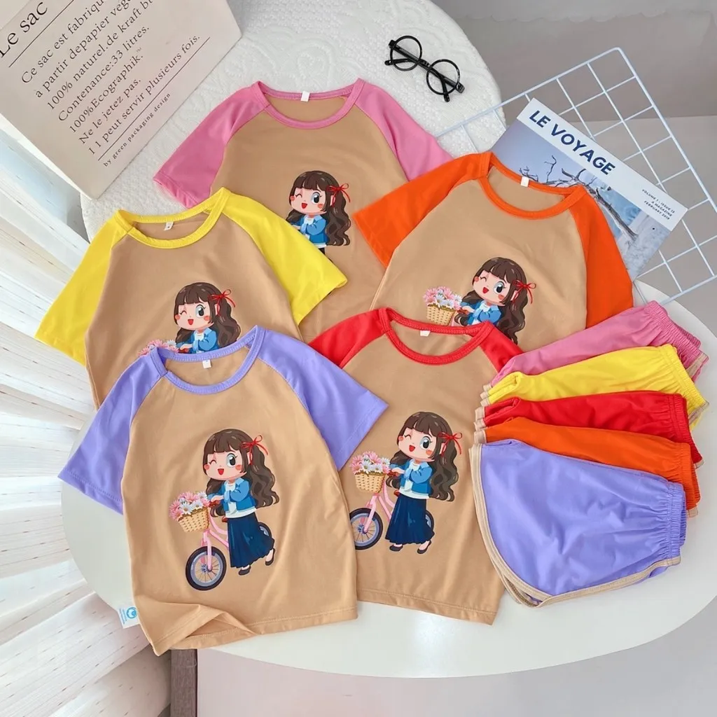 Bộ Đồ Bé Gái In Hình Bé Gái Xe Đạp Dễ Thương - Be Yourself