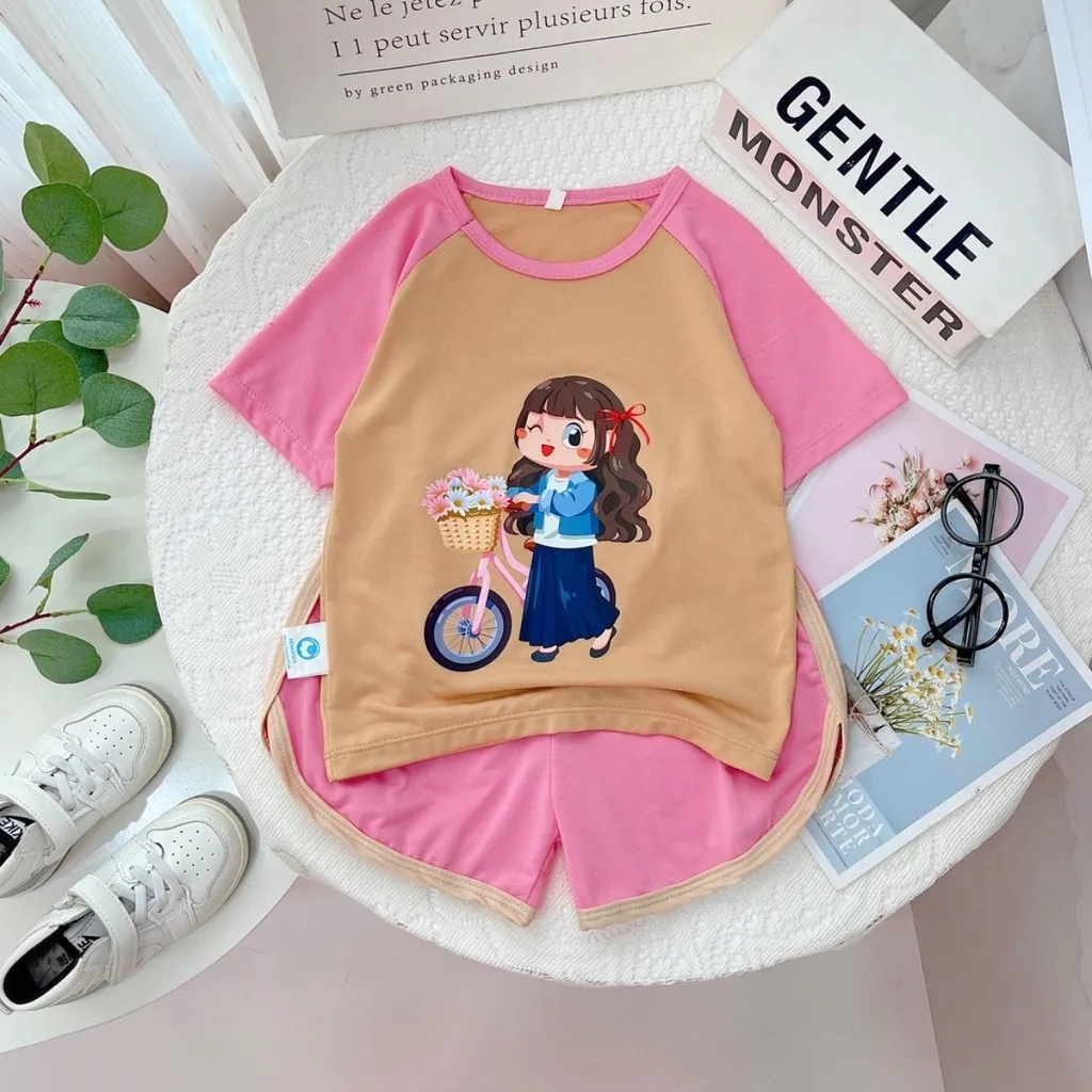 Alternative view of Bộ Đồ Bé Gái In Hình Bé Gái Xe Đạp Dễ Thương - Be Yourself