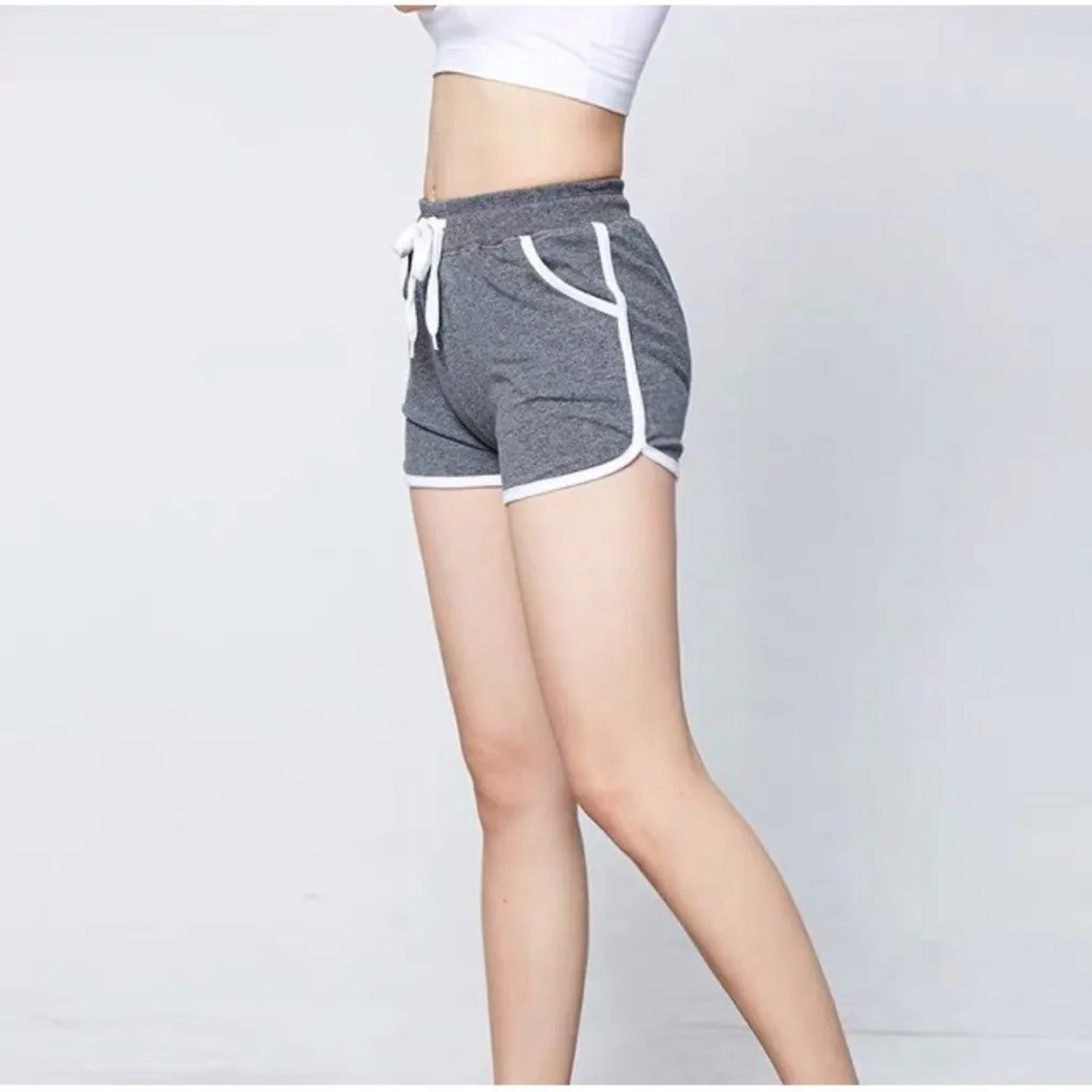 Alternative view of Quần Short Nữ Thể Thao Trơn Viền Trắng, Quần Đùi Cotton Tập Gym Nữ Thời Trang Cá Tính - Dmastore