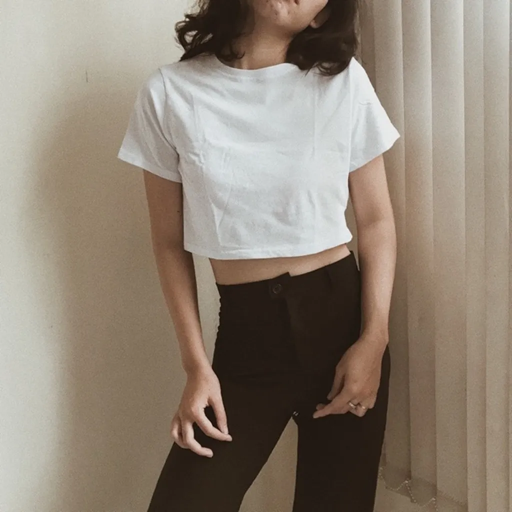 Alternative view of Áo Croptop Cộc Tay, Áo Thun Nữ Trơn Cổ Tròn - Dmastore