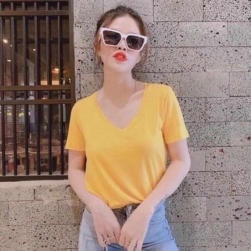 Áo Phông Nữ, Áo Gap Chất Cotton Mềm Mịn Cổ Tim Nhiều Màu Năng Động Cá Tính - Dmastore