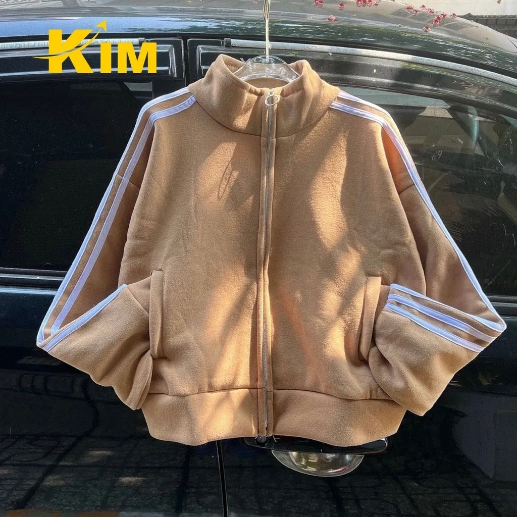 Áo Khoác Nỉ Dáng Lửng Phối Sọc Tay Hot Trend - Kim