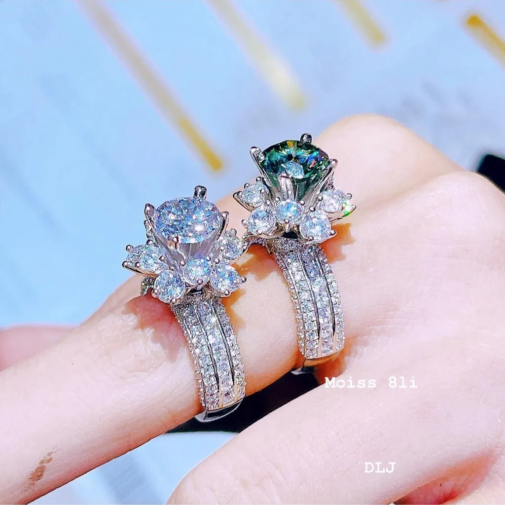 Alternative view of Nhẫn Hoa Bạc Ý Xi Bạch Kim Gắn Kim Cương Moissanite 8 Ly Tặng Kèm Kiểm Định Quốc Tế - Thắng Giang