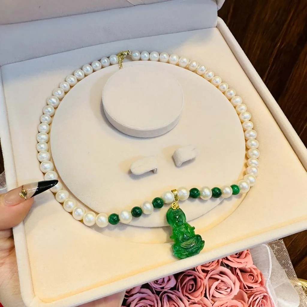 Dây Chuyền Ngọc Trai Nuôi Nước Ngọt Phối Mặt Quan Âm Ngọc Cẩm Thạch Thiên Nhiên Móc Vàng Tây 10 Kara - Thắng Giang