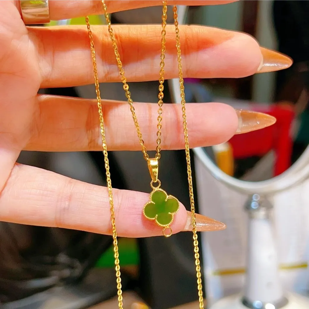Dây Chuyền Cỏ Bốn Lá Ngọc Bích Thiên Nhiên Bọc Vàng Tây 10 Kara - Thắng Giang