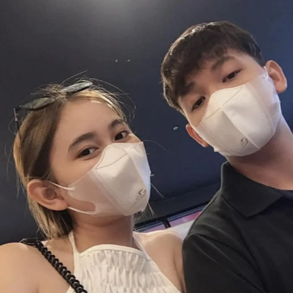 Alternative view of Combo 100 Cái Khẩu Y Tế 5d Màu Trắng Túi Zip Duy Khánh Ctb215 - Bechip
