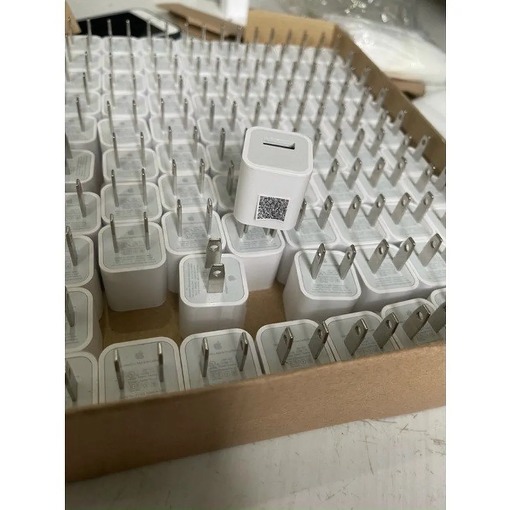 Alternative view of Củ Sạc Iphone Dòng Chuẩn 5v 1a - Silver