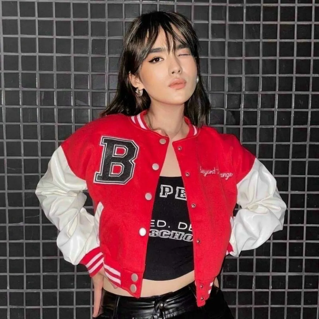 Áo Khoác Nỉ Bomber Croptop Freesize Thêu Chữ B Form Rộng Cá Tính Sht34 - Minh Hà House