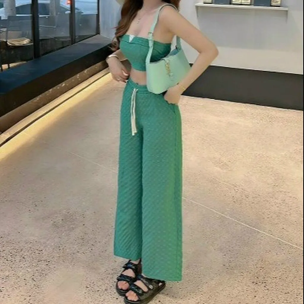 Alternative view of Set Bộ Thun Crtop Cá Tính Đính Phụ Kiện V528 - Haka Mây