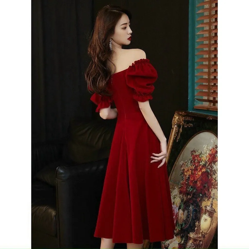 Đầm Dự Tiệc Màu Đính Kèm Nút Xinh Xỉu V514 - Haka Mây
