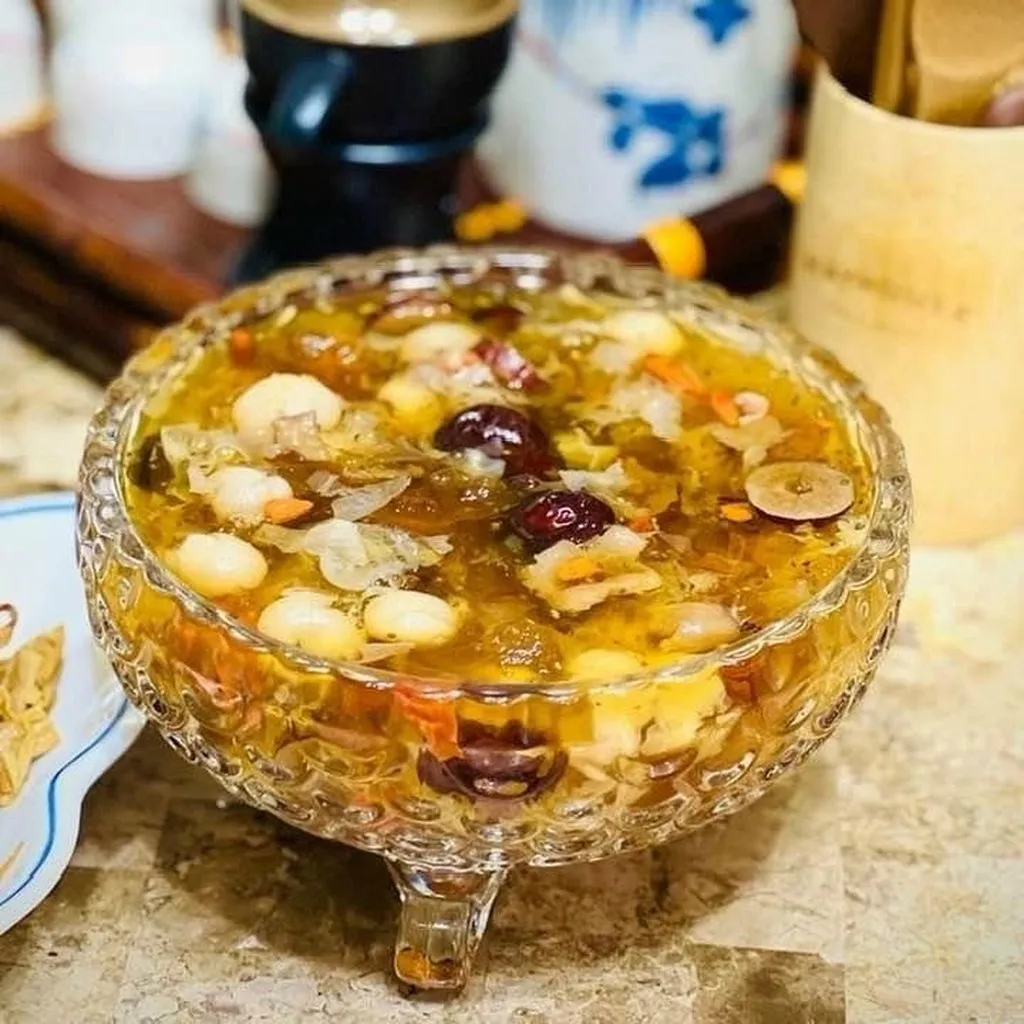 Chè Dưỡng Nhan Tuyết Yến 12 Vị 400g - Winnie House