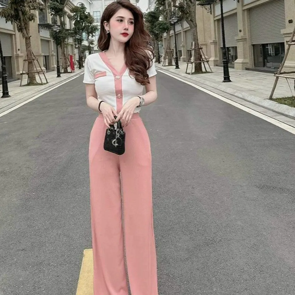 Set Đồ Bộ Nữ Áo Croptop Cổ Tim Tay Ngắn Kèm Quần Dài Chất Thun M795 - Lisa