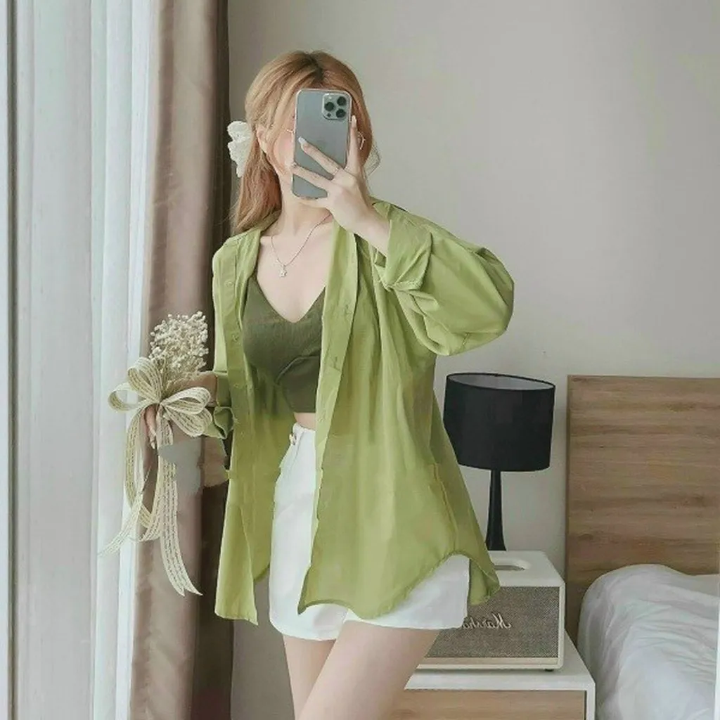 Alternative view of Set 3 Món Quần Short Cotton Lạnh & Áo Sơ Mi Đũi Trơn Kèm Áo Yếm Bozip Có Mút Ngực M492 - Lisa