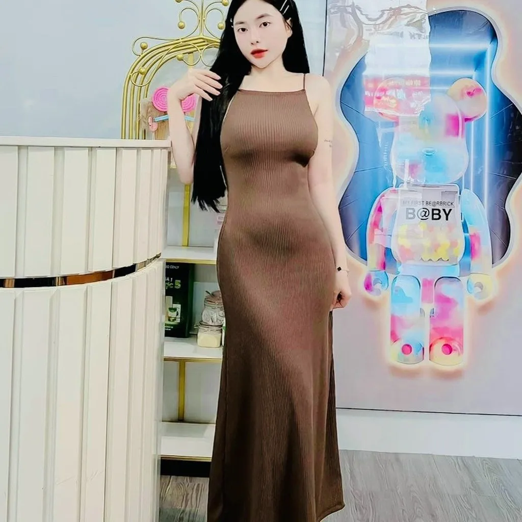 Alternative view of Đầm Nữ 2 Dây Ôm Body Dáng Dài Xòe Chất Thun Gân Dd600 - Nana House