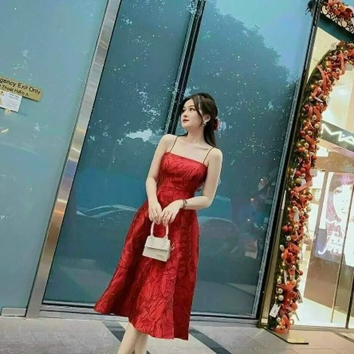 Đầm Gấm Hoa Cao Cấp Có Mút Hai Dây Dáng Dài V156 - Cloudy Dress