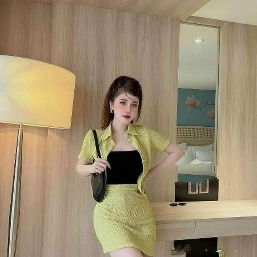 Alternative view of Set Chân Váy ( Có Lót ) Ôm Body Tay Ngắn V148 - Cloudy Dress