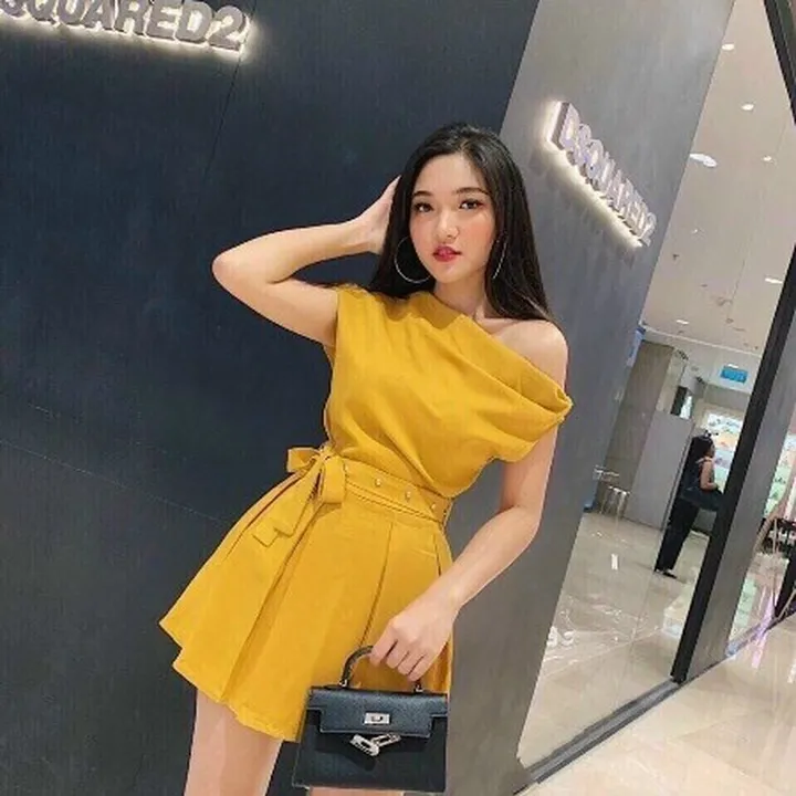 Đầm Lệch Vai Đính Cườm Sang Chảnh V136 - Cloudy Dress