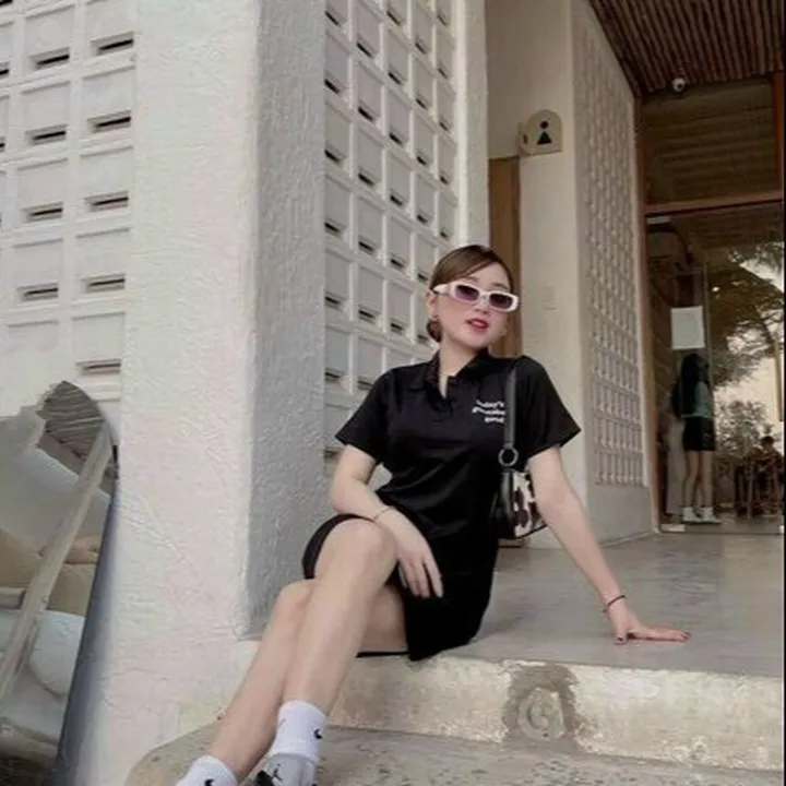 Alternative view of Đầm Thun Ôm Eo Dáng Chữ A Đính Khuy Cá Tính V123 - Cloudy Dress