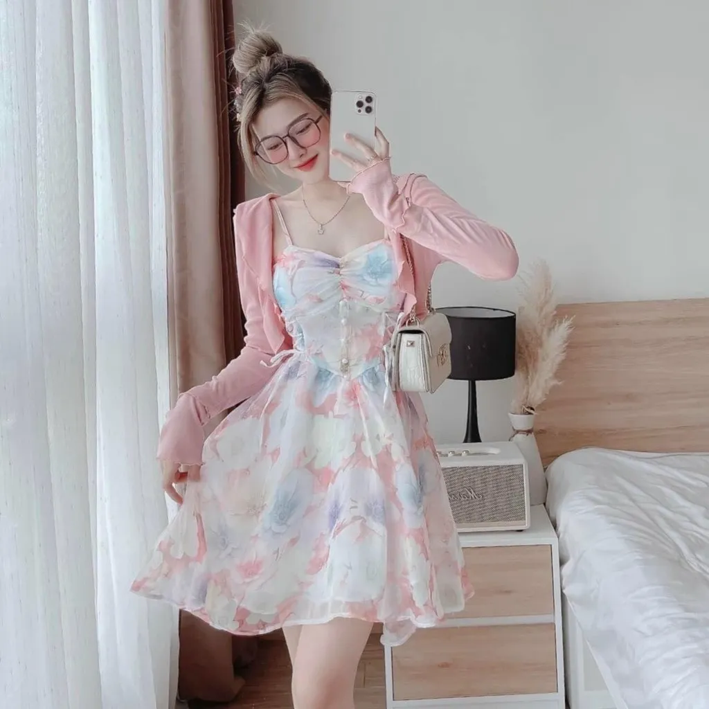 Alternative view of Set Áo Khoát Kèm Đầm Voan Hoa Đính Cườm V187 - Cloudy Dress