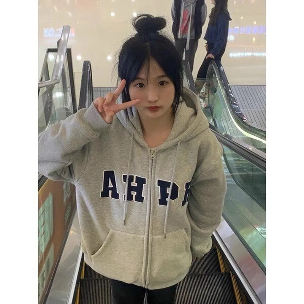 Alternative view of Áo Khoác Nỉ Hoodie Zip Thêu Ahph Form Rộng Thời Trang Sht54 - Minh Hà House