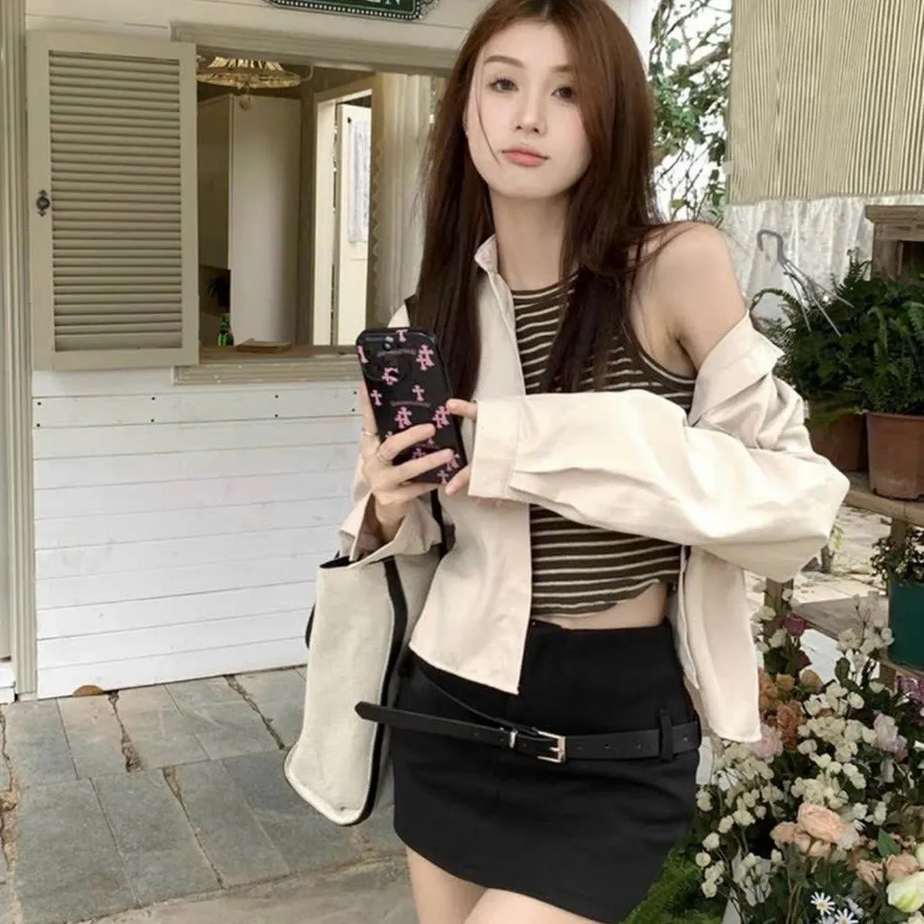 Alternative view of Áo Khoác Sơ Mi Kaki Nữ Trơn Có 2 Túi Trước Cực Hot Với Phong Cách Đơn Giản - Htm Fashion