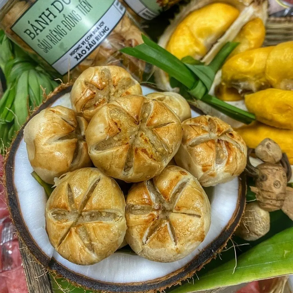 Alternative view of Bánh Dừa Sầu Riêng Đồng Tiền Thơm Nức Mũi 300g - Winnie House