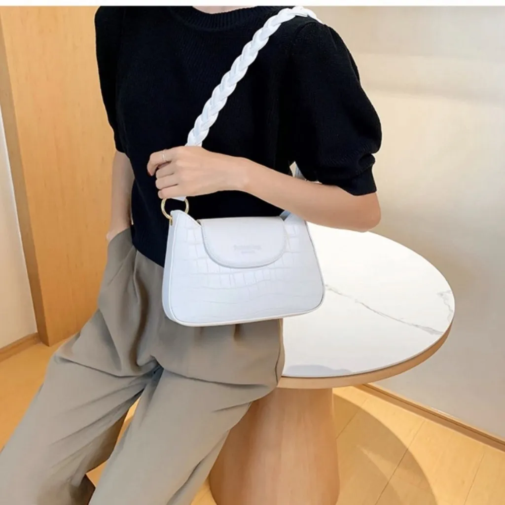 Alternative view of Túi Xách Nữ Đeo Vai Quai Tết Cao Cấp Vân Da Rắn Size 22 T033 - Trùm Sỉ Vn