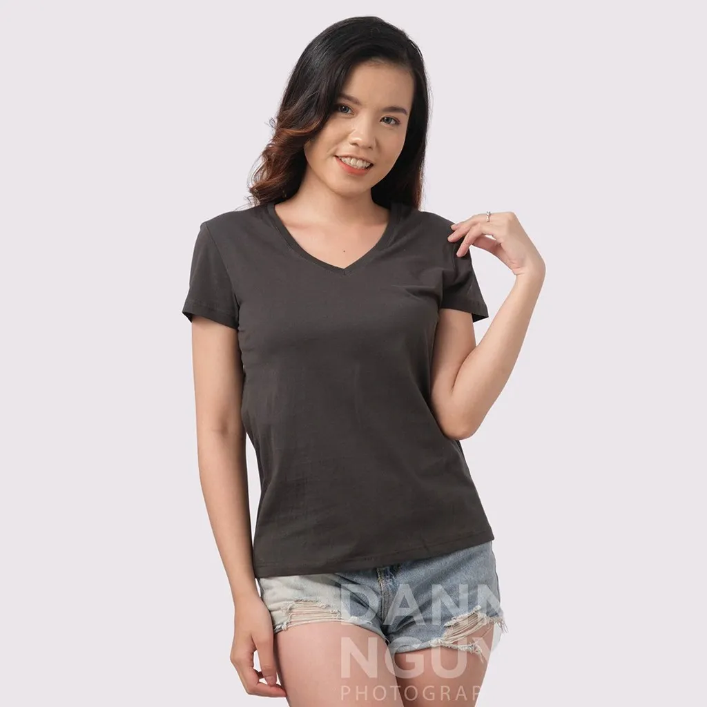 Alternative view of Áo Thun Nữ Cổ Tim Rêu Đậm 100% Cotton Cao Cấp - Gold Rhino