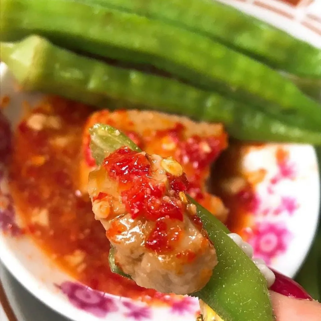 Chao Khoai Môn Sốt Ớt Thơm Nức Lòng 400g - Winnie House