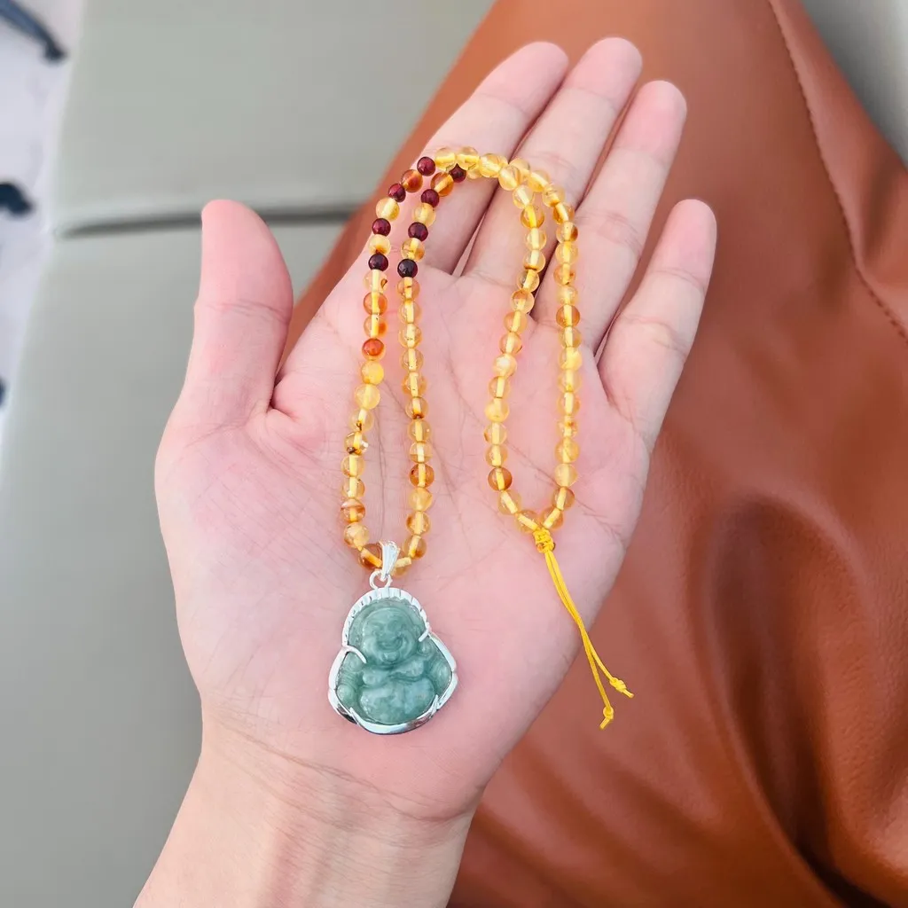 Alternative view of Vòng Cổ Hổ Phách Phối Phật Di Lặc Ngọc Cẩm Thạch - Thắng Giang