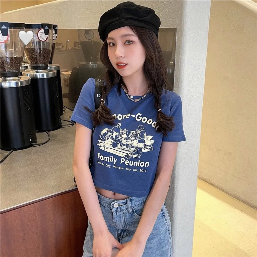 Áo Thun Nữ Croptop Cổ Tròn Tay Ngắn Admore Goode - Ausa House