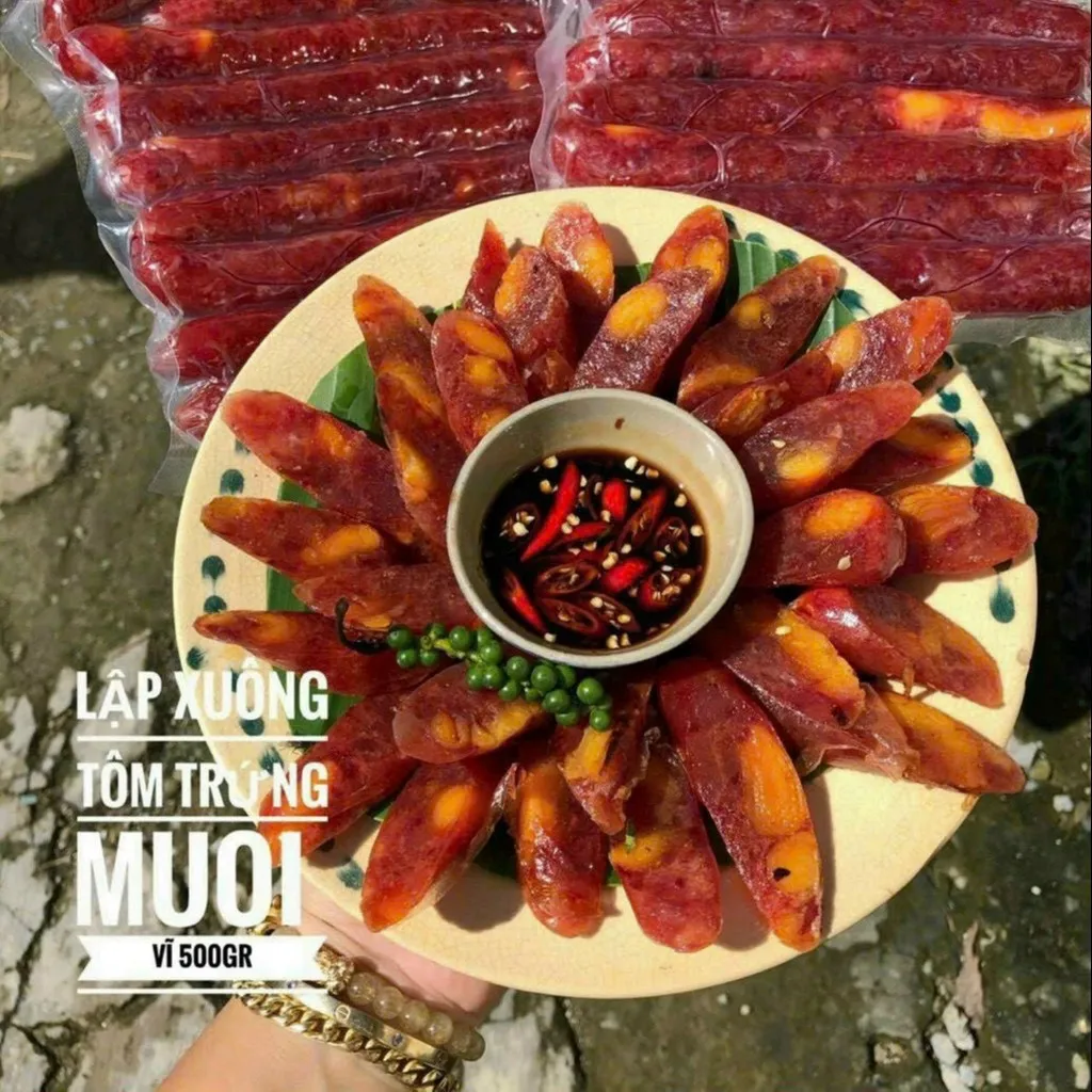 Lạp Xưởng Tôm Trứng Muối 500g Siêu Sạch Siêu Ngon - Winnie House