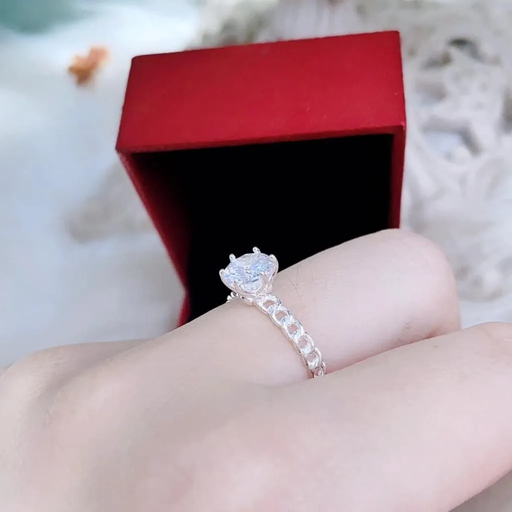 Alternative view of Nhẫn Mắt Xích Bạc Ta Đính Đá Cao Cấp - Thắng Giang