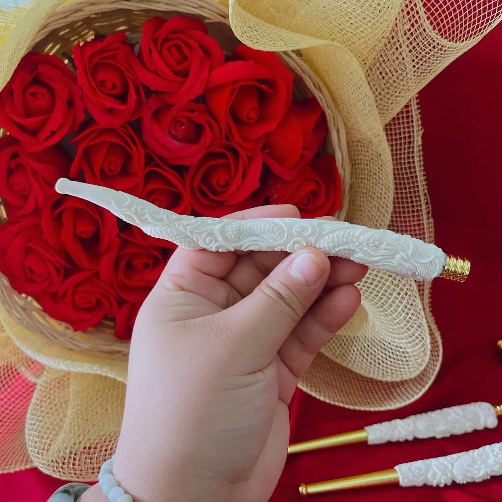 Alternative view of Tẩu Xương Mỹ Nghệ Dáng Cong Trạm Rồng - Thắng Giang