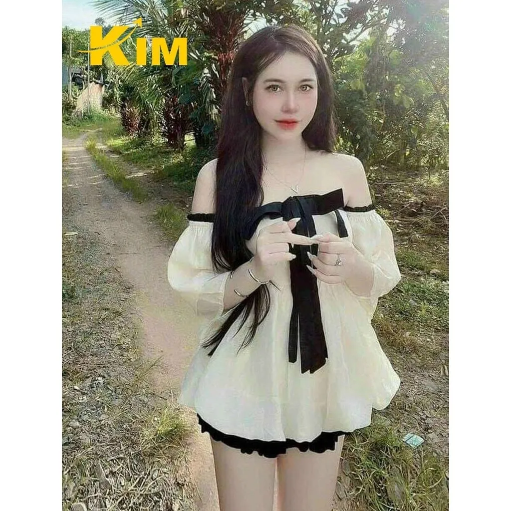 Set Áo Bẹt Vai Phối Chân Váy Đen - Kim