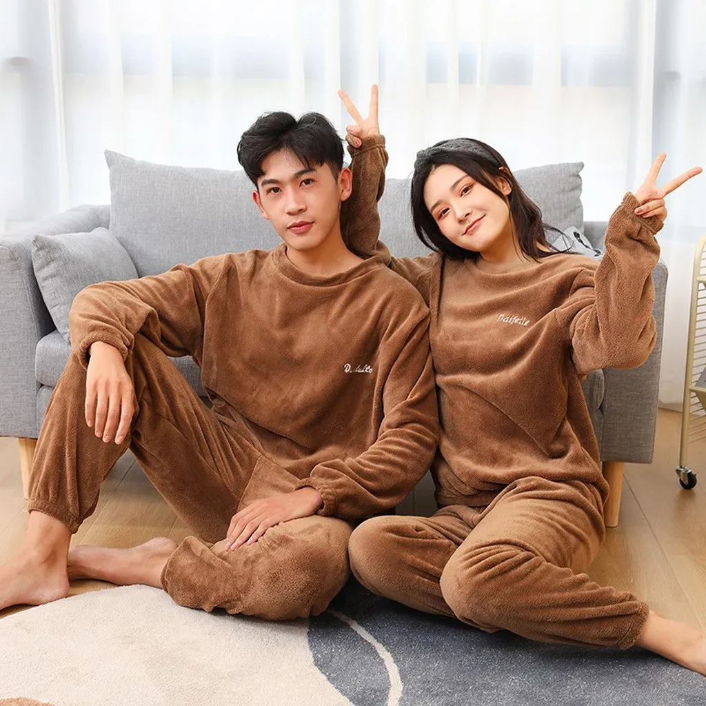 Bộ Đồ Ngủ Nhung Lót Lông Mùa Đông Nam Nữ Siêu Đẹp Siêu Ấm Dành Cho Nữ 40 Đến 65kg, Nam 50 Đến 70kg Gd165 - Lady's Passion