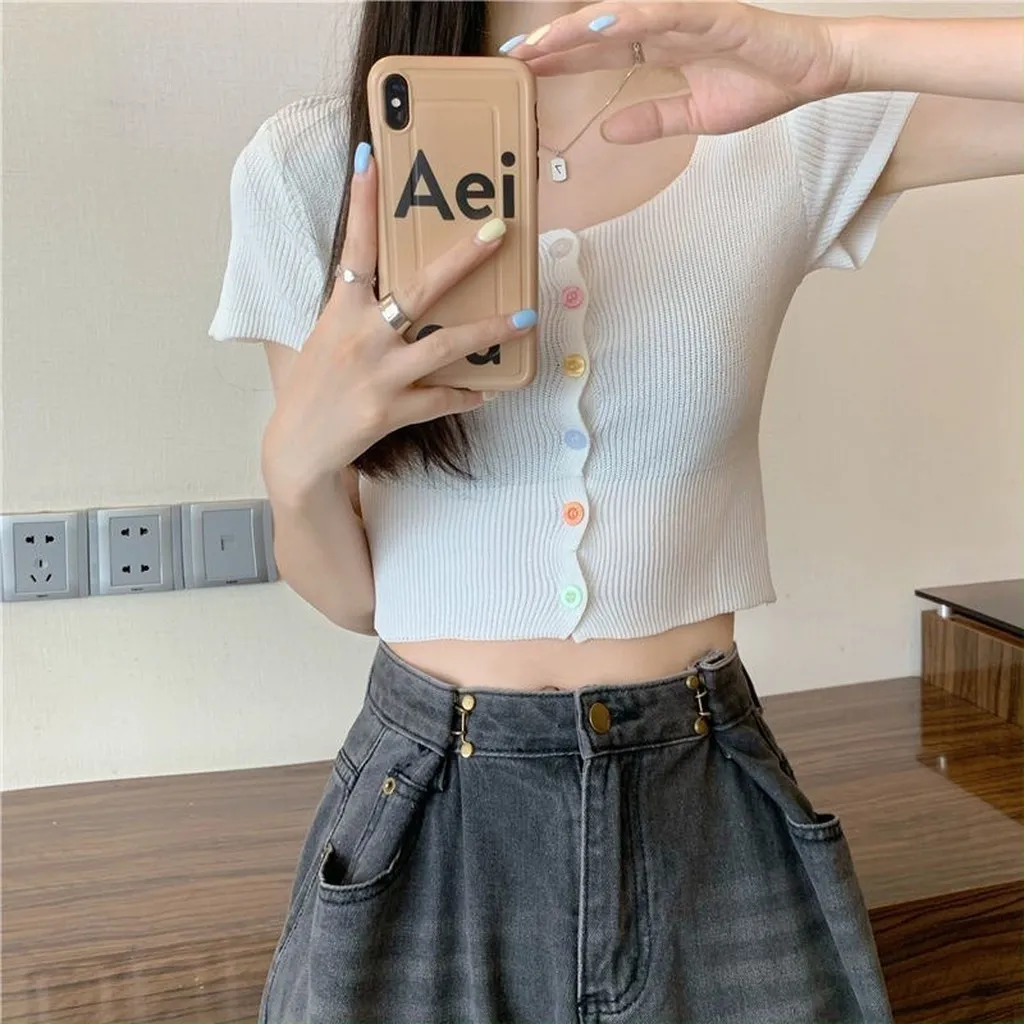 Alternative view of Áo Len Croptop Cộc Tay Cổ Vuông Khuy Giữa Màu Sắc Cầu Vồng Sldca63- Diepchi Fashion