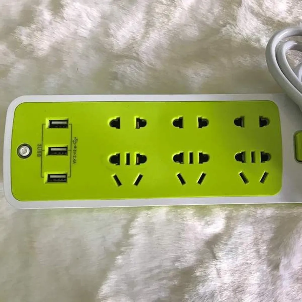 Alternative view of Ổ Điện Xanh Lá Có 3 Usb Sạc Điện Thoại - Gdn