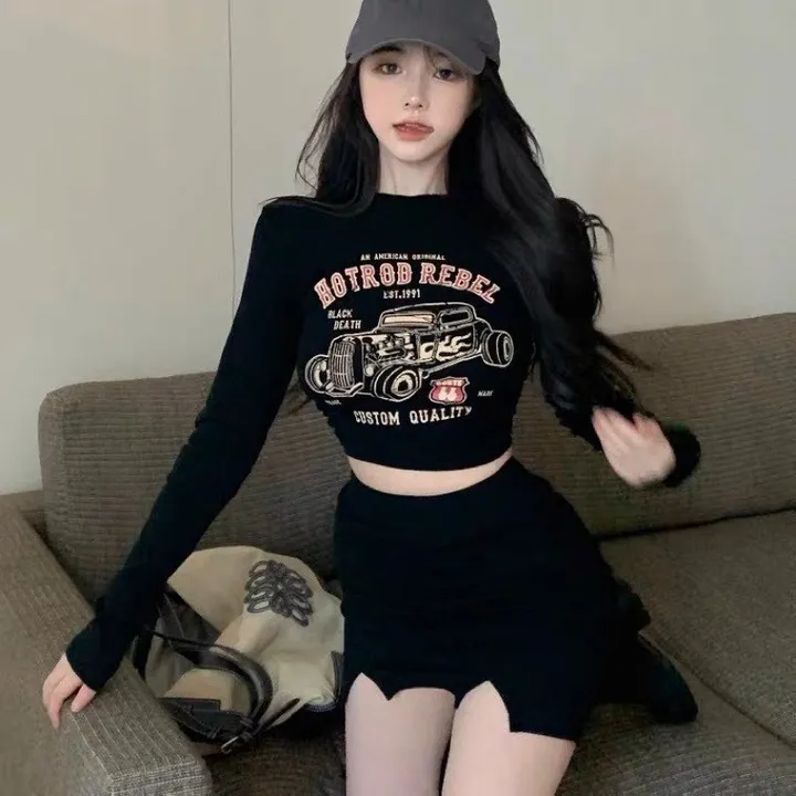 Alternative view of Áo Croptop Ôm Body Nữ Hotrod Rebel Tay Dài Cổ Tròn Ug449 - Nana House