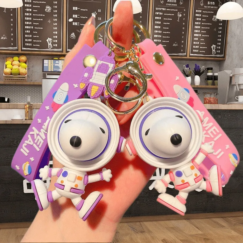 Alternative view of Móc Khóa Hình Chú Chó Snoopy Phi Hành Gia Silicon Độc Đáo Treo Chìa Khóa, Balo Hoạt Hình Dễ Thương - Dmastore